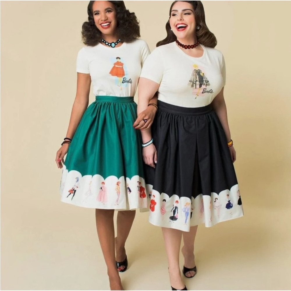 Unique Vintage Barbie Skirt Size Small Pockets Limited Edition Sold Out - Picture 10 of 11